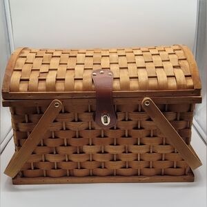 Vintage Domed Picnic Basket Service for 6 Woven Bent Wood 19"x13"x12"​​​